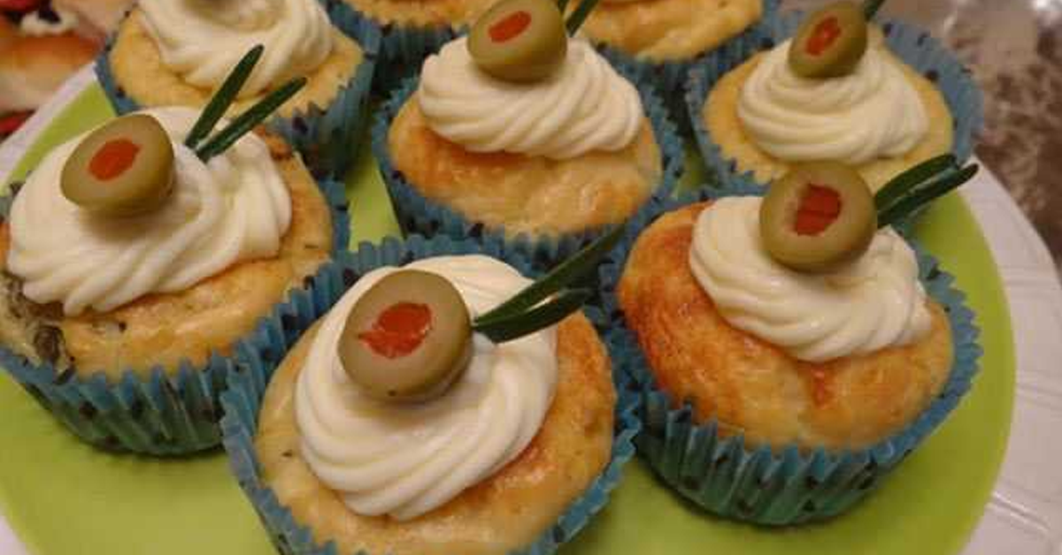Featured image of post Receita De Cupcake Recheado Agora em uma outra vasilha acrescente